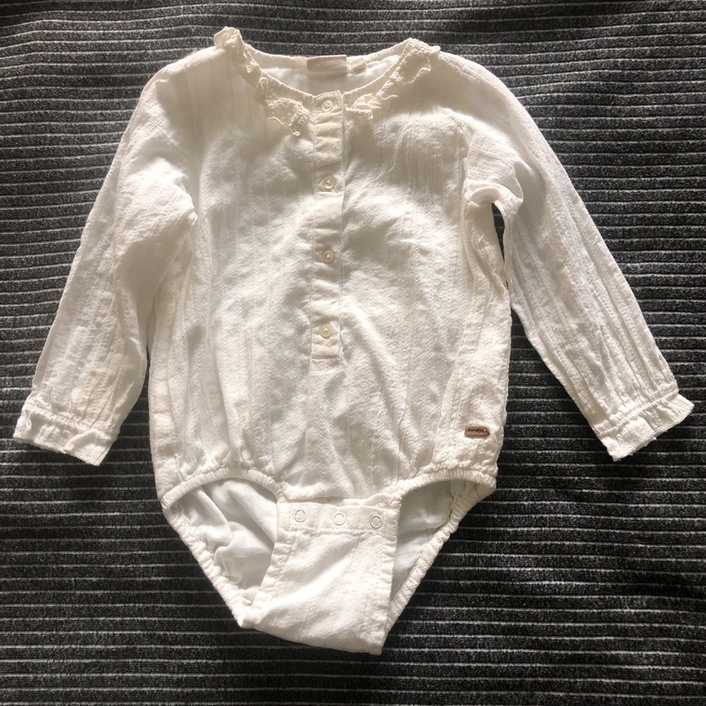 MinyMo Off White Ruffled Kids Onsie